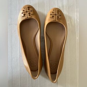 Tory Burch Tan Leather Loafers, 6M
